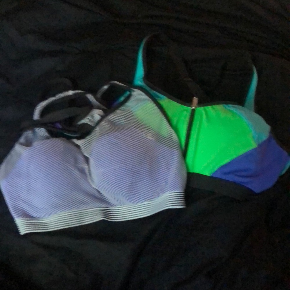 Sports bras VSX sports